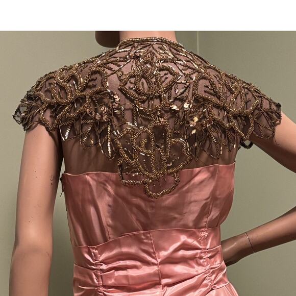 Vintage Gold/Black Bead/Sequin Silk Mesh Shoulder CAPE/SHAWL/WRAP 20s Style - Picture 2 of 5